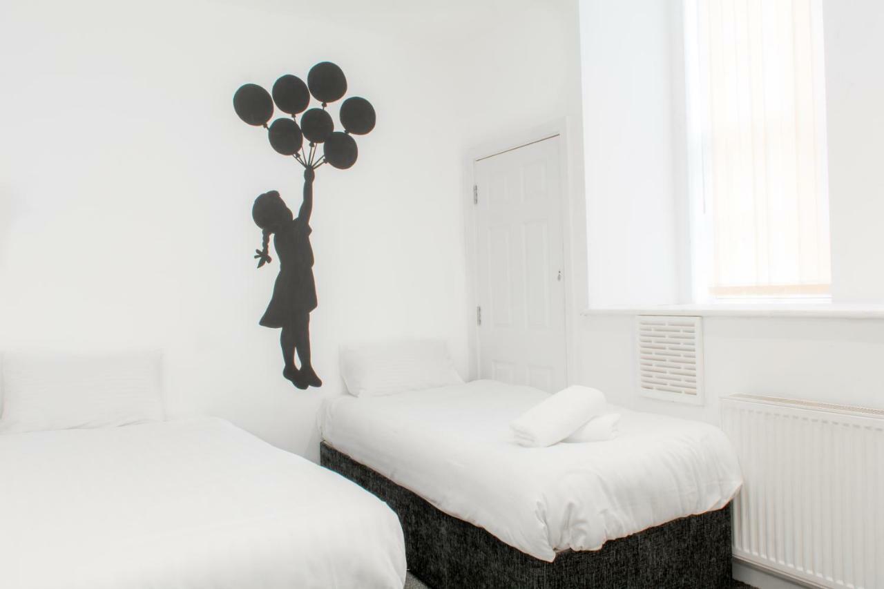Apartment Host & - Fleet Nightlife *