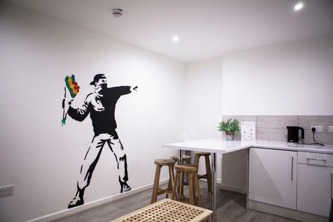Apartment Host & - Fleet Nightlife *